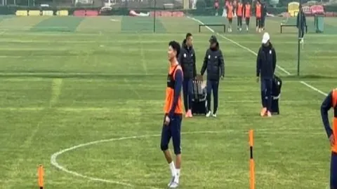 欧塞尔对阵马赛赛前分析：右后卫解禁回归，关键中卫仍缺席！